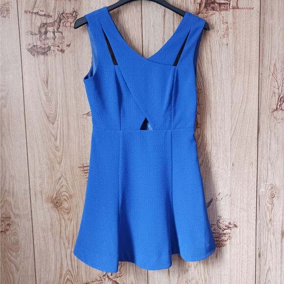 J.O.A Colbalt Blue Cut Out Sleeveless Fit Flare Dress Size Medium - Picture 1 of 8